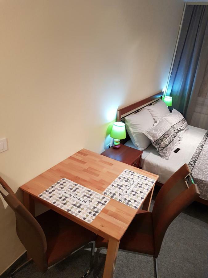 Elg Rooms بوستوينا المظهر الخارجي الصورة