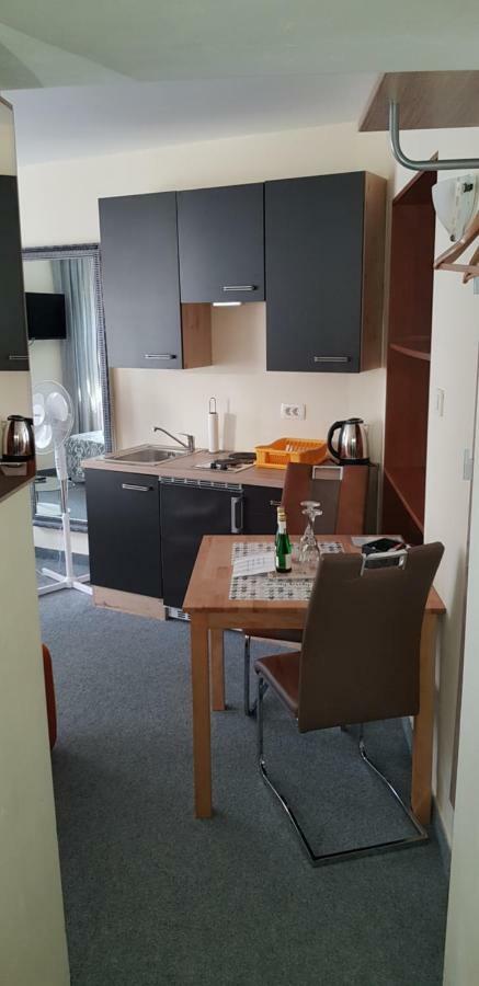 Elg Rooms بوستوينا المظهر الخارجي الصورة